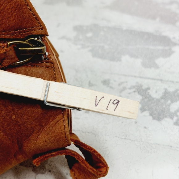 New BP Lance Brown Leather Block Heel Round Toe Ankle Bootie V19 - Picture 11 of 11